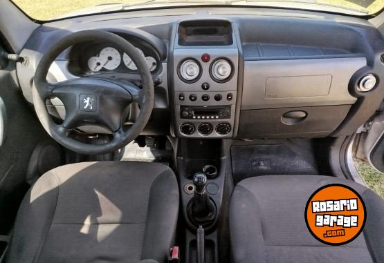 Utilitarios - Peugeot Partner Patagonica 2010 Diesel 270000Km - En Venta