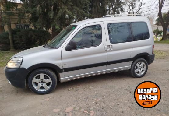 Utilitarios - Peugeot Partner Patagonica 2010 Diesel 270000Km - En Venta