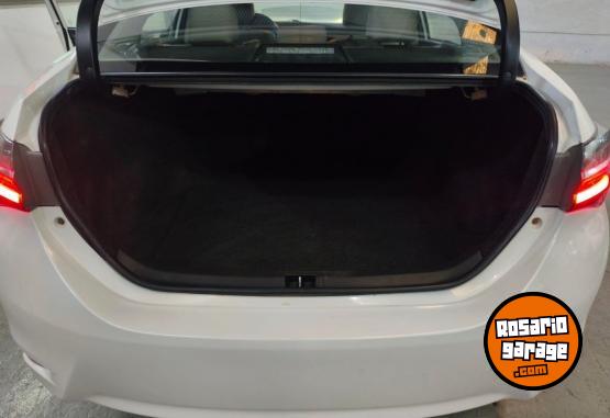 Autos - Toyota COROLLA 2018 Nafta 160000Km - En Venta