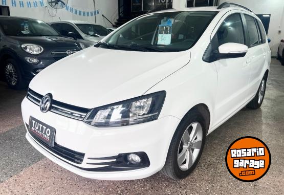 Autos - Volkswagen Suran trendline 2017 GNC 115000Km - En Venta