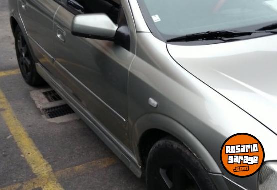 Autos - Chevrolet Astra cola corta 2005 GNC 270000Km - En Venta
