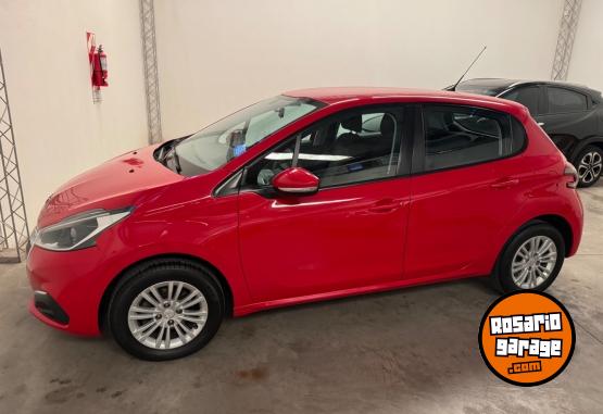 Autos - Peugeot 208 ALLURE 1.6 2016 Nafta 95000Km - En Venta