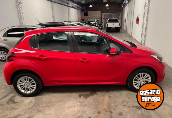 Autos - Peugeot 208 ALLURE 1.6 2016 Nafta 95000Km - En Venta