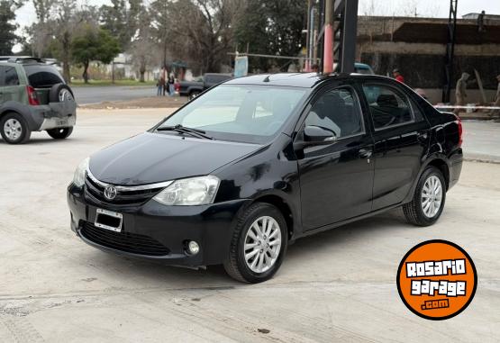Autos - Toyota ETIOS XLS 2014 Nafta  - En Venta