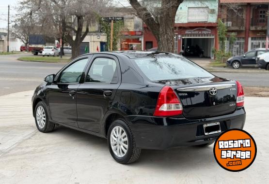 Autos - Toyota ETIOS XLS 2014 Nafta  - En Venta