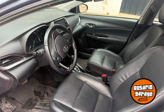 Autos - Toyota yaris xls 2023 Nafta 47000Km - En Venta