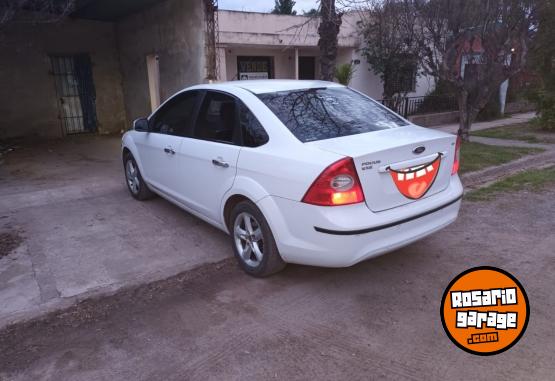 Autos - Ford Focus exe 2011 Nafta 230000Km - En Venta
