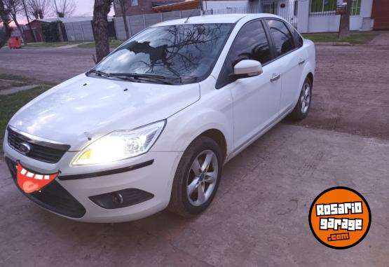 Autos - Ford Focus exe 2011 Nafta 230000Km - En Venta