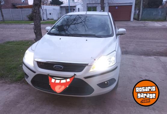 Autos - Ford Focus exe 2011 Nafta 230000Km - En Venta