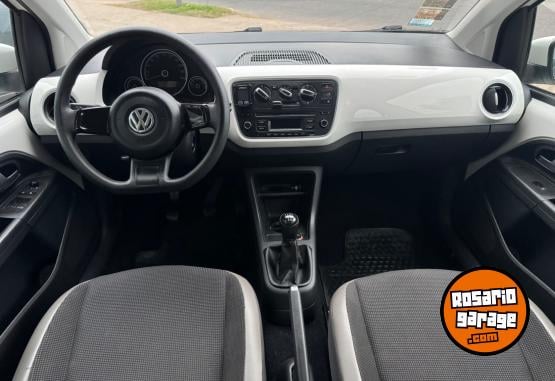 Autos - Volkswagen UP HIGH 1.0 5P 2015 Nafta 170000Km - En Venta