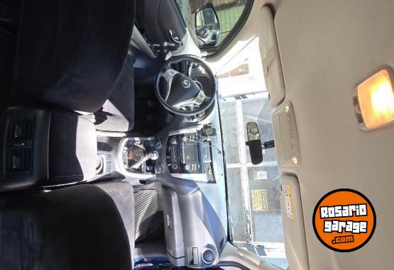 Camionetas - Nissan Frontier 2017 Diesel 97000Km - En Venta