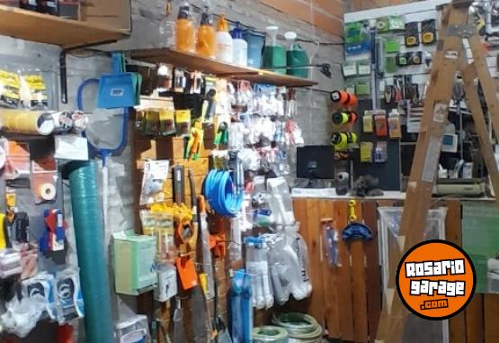 Herramientas - Vendo fondo de comercio de ferretería - En Venta