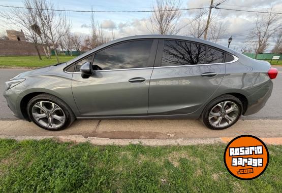 Autos - Chevrolet Cruze premier 2021 Nafta 150000Km - En Venta