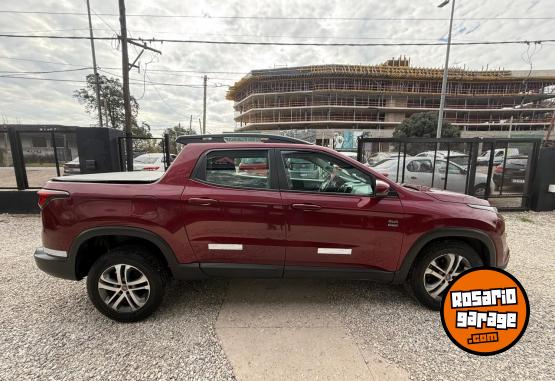 Autos - Fiat TORO 2.0 FREEDOM 4X4 CD 2017 Diesel 60000Km - En Venta
