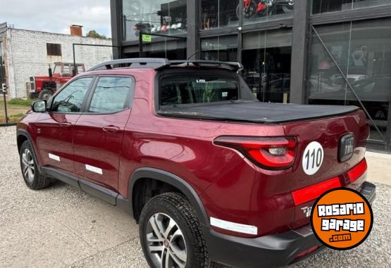 Autos - Fiat TORO 2.0 FREEDOM 4X4 CD 2017 Diesel 60000Km - En Venta