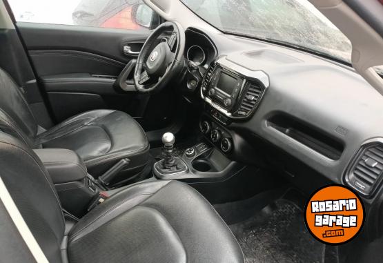 Autos - Fiat TORO 2.0 FREEDOM 4X4 CD 2017 Diesel 60000Km - En Venta