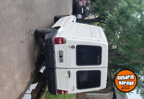 Utilitarios - Fiat Fiorino 2014 Nafta 118000Km - En Venta
