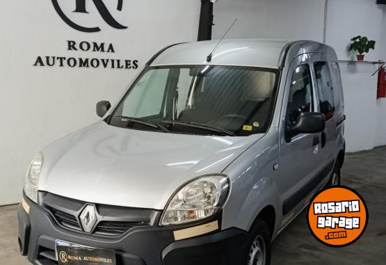 Utilitarios - Renault KANGOO 5 ASIENTOS 2018 GNC 136000Km - En Venta