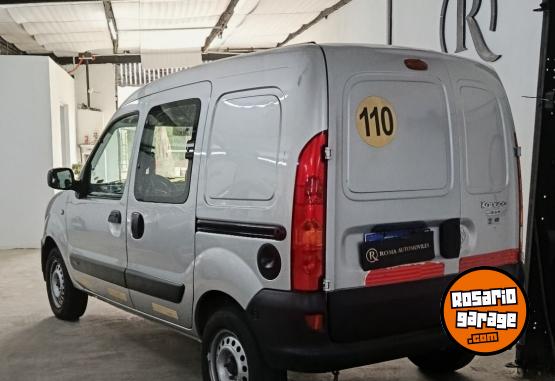 Utilitarios - Renault KANGOO 5 ASIENTOS 2018 GNC 136000Km - En Venta