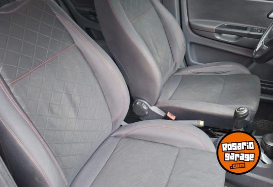 Autos - Volkswagen Suran Highline 2013 Nafta 153000Km - En Venta