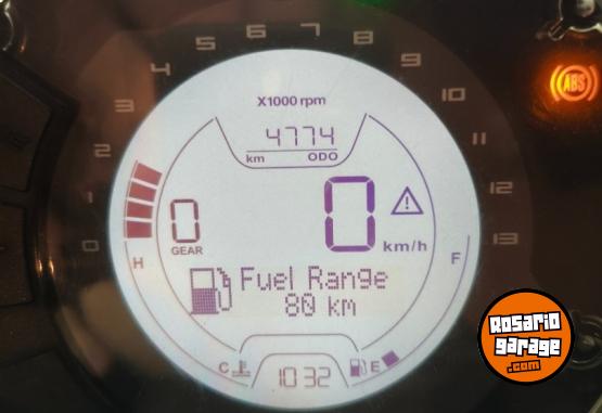 Motos - Husqvarna Svartpilen 2021 Nafta 4700Km - En Venta