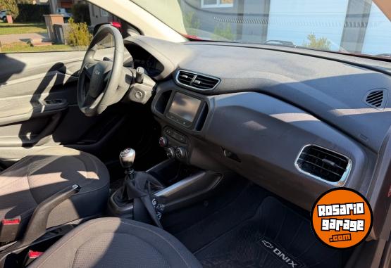 Autos - Chevrolet Onix ltz 2014 Nafta 80000Km - En Venta
