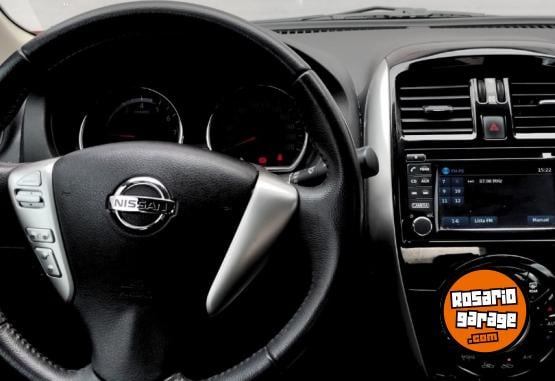 Autos - Nissan VERSA EXCLUSIVE 2017 Nafta 81000Km - En Venta