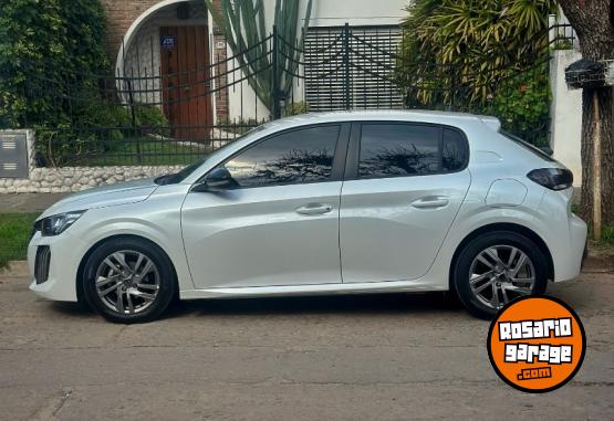 Autos - Peugeot 208 308 polo track 2025 Nafta 15500Km - En Venta