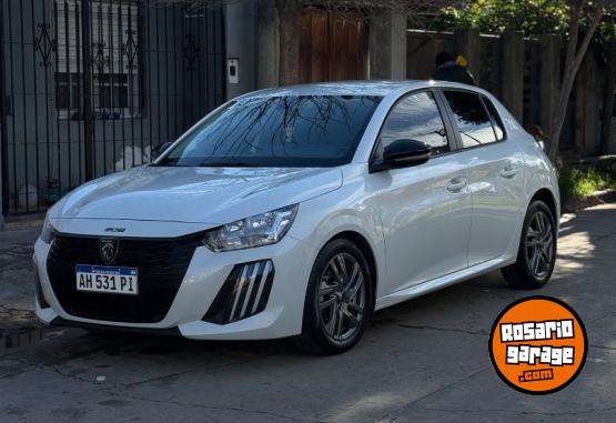 Autos - Peugeot 208 308 polo track 2025 Nafta 15500Km - En Venta