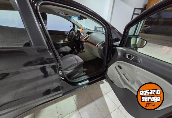 Autos - Ford Ecosport kinetic titanium 2013 Nafta 130000Km - En Venta