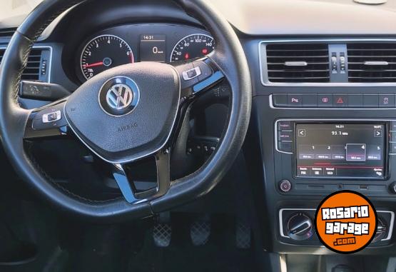 Autos - Volkswagen SURAN HIGHLINE 1.6 2019 Nafta 146000Km - En Venta