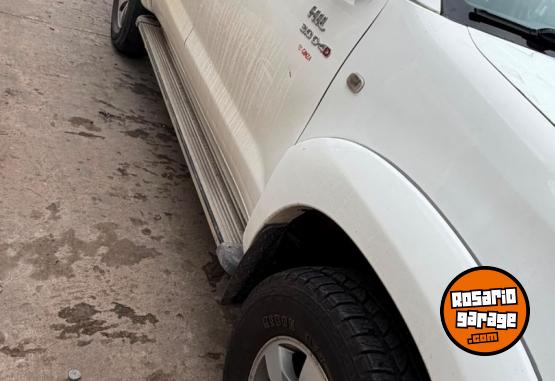 Camionetas - Toyota Hilux 2011 Diesel 320000Km - En Venta