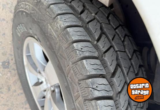 Camionetas - Toyota Hilux 2011 Diesel 320000Km - En Venta