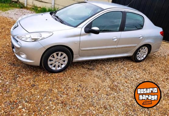 Autos - Peugeot 207 feline 1.6 2013 GNC 143000Km - En Venta
