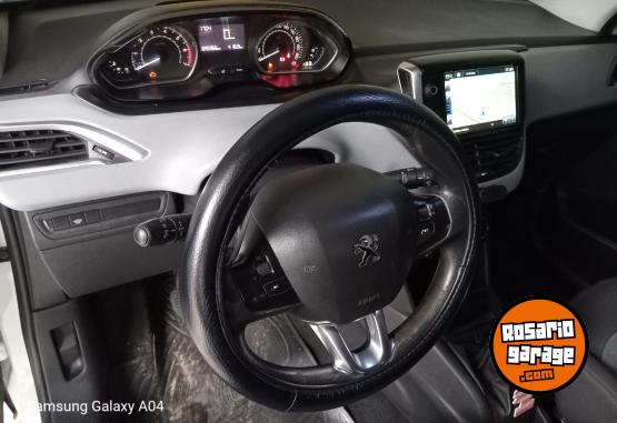 Autos - Peugeot Allure navegador 2015 Nafta 127000Km - En Venta