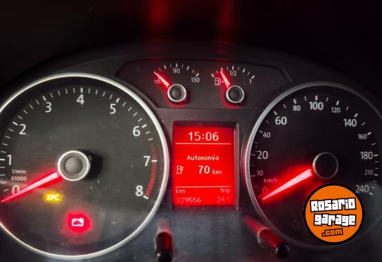 Autos - Volkswagen VOYAGE 2015 Nafta 300000Km - En Venta