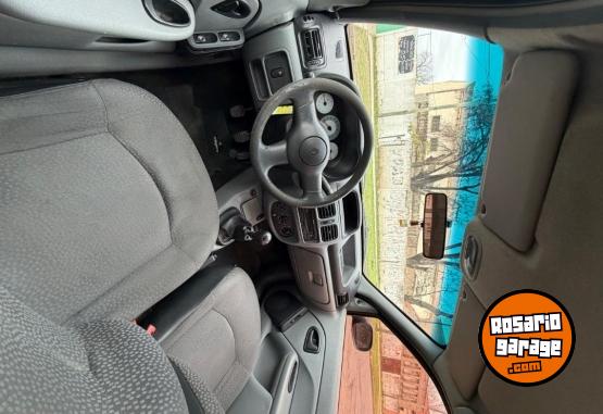 Autos - Renault Clio 2007 Nafta 146000Km - En Venta
