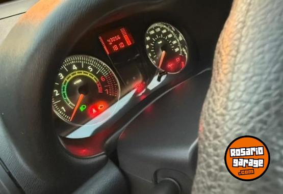 Autos - Renault CLIO MIO 5P DYNAMIQUE MY 2016 Nafta 43400Km - En Venta