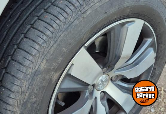 Autos - Peugeot 2008 THP 2019 Nafta 75000Km - En Venta