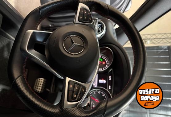 Autos - Mercedes Benz GLA250 2018 Nafta 81500Km - En Venta