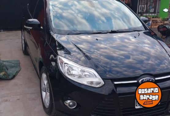 Autos - Ford Focus SE PLUS 2014 Nafta 138000Km - En Venta