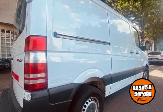 Utilitarios - Mercedes Benz 415 2012 Diesel 240000Km - En Venta