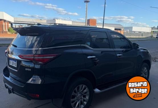 Camionetas - Toyota Sw4 srx 7 as 2023 Diesel 100000Km - En Venta
