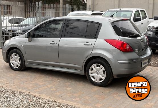 Autos - Nissan TIIDA 1.8 6MT VISIA 2010 Nafta 177676Km - En Venta