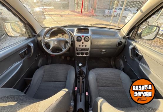 Utilitarios - Peugeot PARTNER CONFORT 1.4 2017 Nafta 86288Km - En Venta