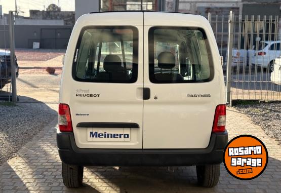 Utilitarios - Peugeot PARTNER CONFORT 1.4 2017 Nafta 86288Km - En Venta