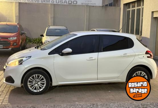 Autos - Peugeot 208 ALLUERE 1.6 115 2018 Nafta 147089Km - En Venta
