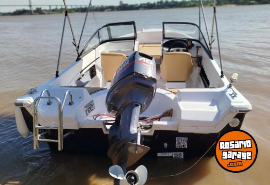 Embarcaciones - Tracker 517 c/ cama en Tif�n Baigorrita - En Venta