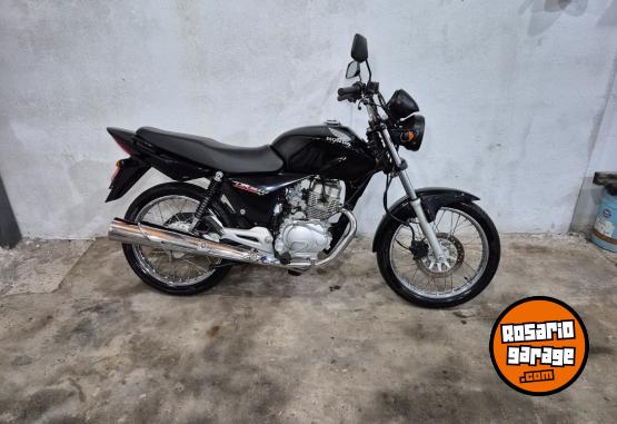 Motos - Honda CG ESD 150 TITAN 2014 Nafta 10200Km - En Venta
