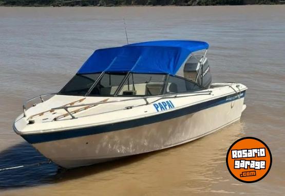 Embarcaciones - VENDO o permuto lancha deportiva canestrari. ENTREGO con BATERÍA LONA Y TRAILERS - En Venta